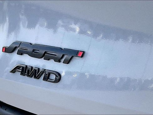 Used 2024 Toyota Sienna XLE Woodland Edition image 42