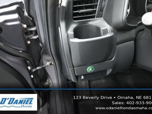Used 2015 Honda Fit LX image 27