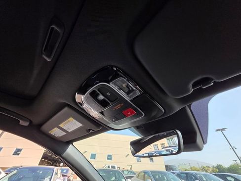 New 2025 Hyundai Santa Cruz Limited image 11