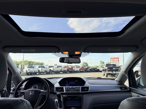 Used 2014 Honda Odyssey EX-L image 27