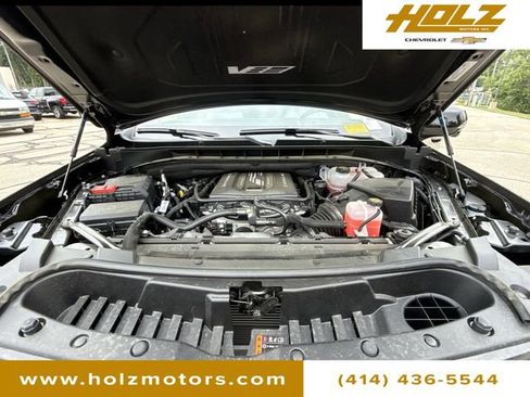 Used 2025 Cadillac Escalade ESV V image 30