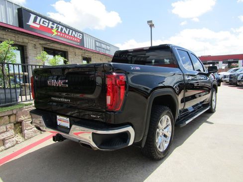 Used 2019 GMC Sierra 1500 SLT AWD/4WD image 4