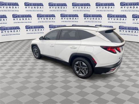 Certified 2025 Hyundai Tucson SEL image 6