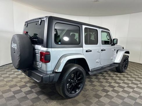 Used 2023 Jeep Wrangler Unlimited Sahara w/ Cold Weather Group image 3