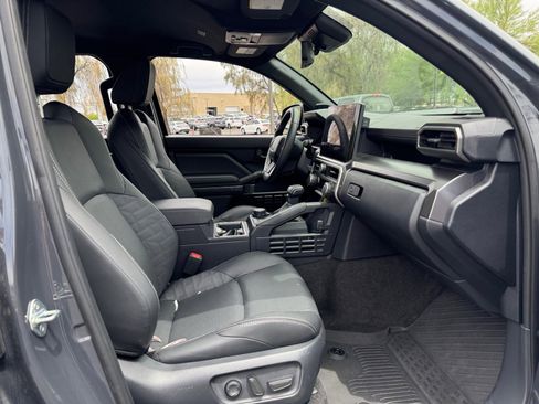 Certified 2025 Toyota 4Runner TRD Off-Road Premium w/ Tow Technology Package AWD/4WD image 19