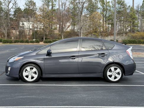Used 2011 Toyota Prius Three image 4