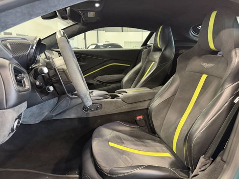 Used 2022 Aston Martin V8 Vantage Coupe RWD image 10