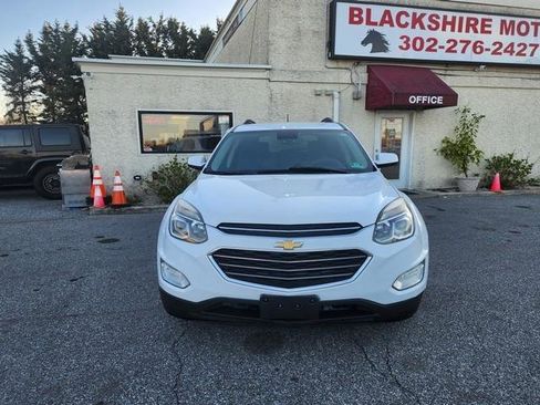 Used 2017 Chevrolet Equinox LT w/ Convenience Package image 2
