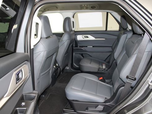 New 2026 Ford Explorer Active w/ Active Comfort Package image 23