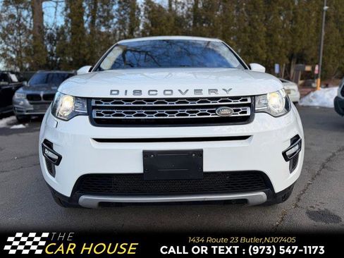 Used 2017 Land Rover Discovery Sport HSE image 2
