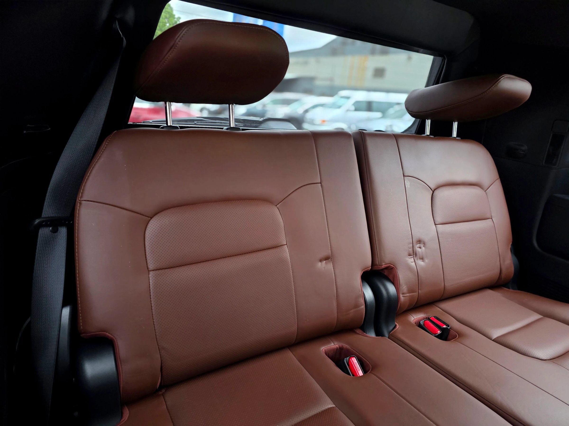 Used 2018 Toyota Land Cruiser w/ Carpet Mat Package AWD/4WD image 39