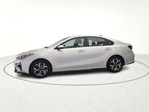 Used 2021 Kia Forte LXS image 4
