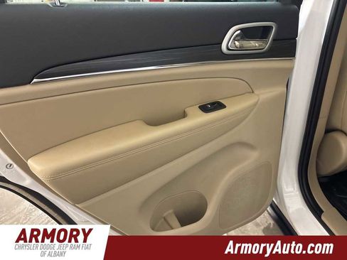 Used 2021 Jeep Grand Cherokee Limited image 26