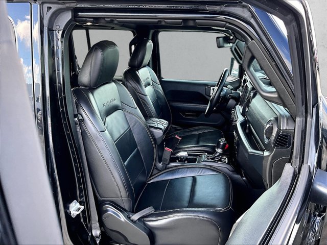 Used 2019 Jeep Wrangler Unlimited Sahara AWD/4WD image 9