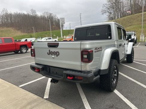 Used 2024 Jeep Gladiator Rubicon image 23