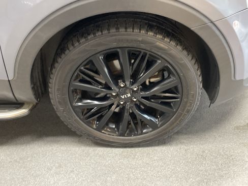 Used 2020 Kia Telluride SX w/ SX Prestige Package image 6