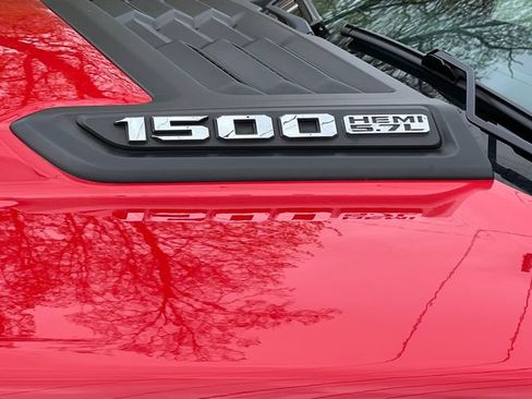 Used 2022 RAM 1500 Laramie AWD/4WD image 2