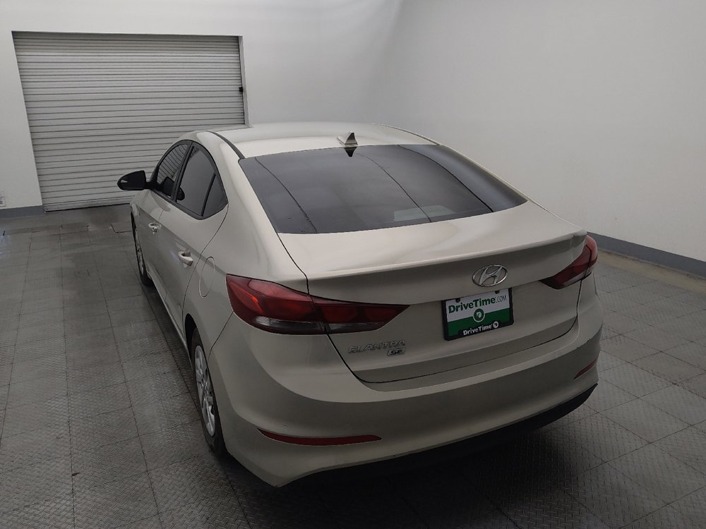 Used 2017 Hyundai Elantra SE FWD image 6
