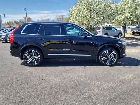 Certified 2025 Volvo XC90 B6 Ultra w/ Lounge Package image 6