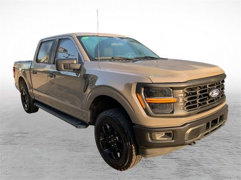 Used 2025 Ford F150 STX w/ Equipment Group 201A FX4 AWD/4WD image 8