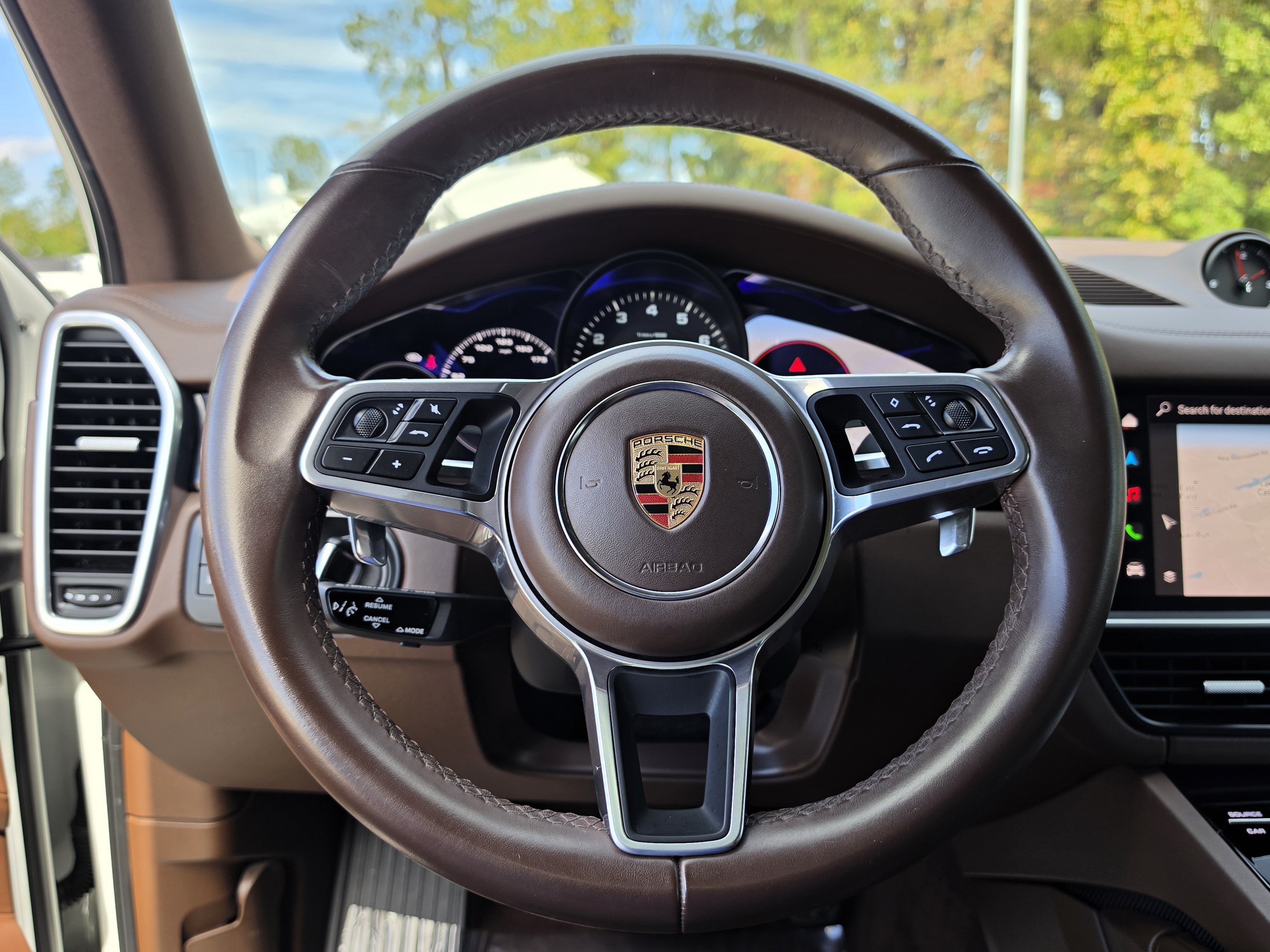 Used 2023 Porsche Cayenne AWD/4WD image 26