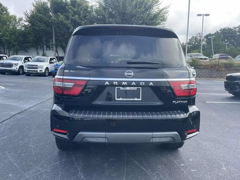 Used 2022 Nissan Armada Platinum w/ Captain's Chairs Package RWD image 6