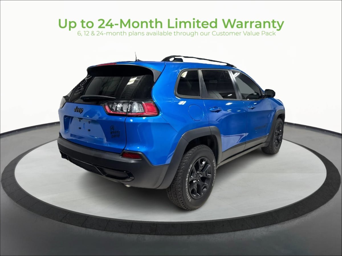 Used 2022 Jeep Cherokee Latitude w/ Sun & Sound Group AWD/4WD image 7