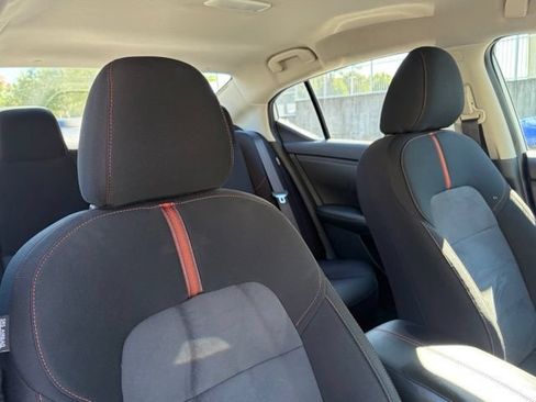 Used 2024 Nissan Sentra SR FWD image 29