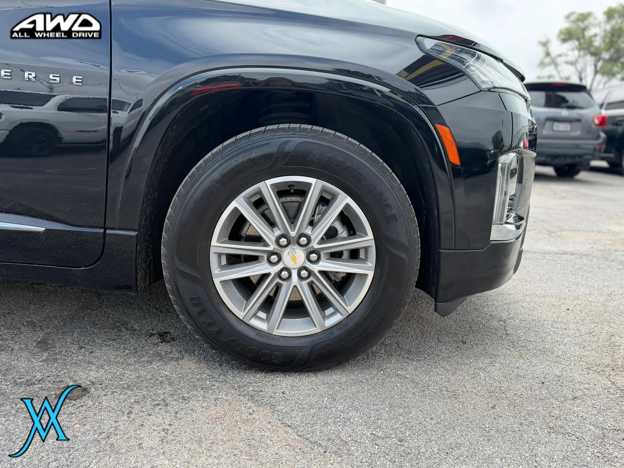 Used 2022 Chevrolet Traverse Premier w/ LPO, Floor Liner Package AWD/4WD image 9
