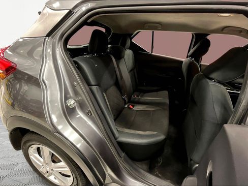 Used 2020 Nissan Kicks S image 26