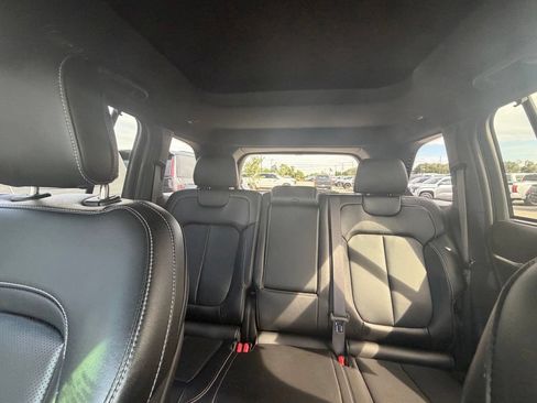 Used 2025 Jeep Grand Cherokee Limited w/ Luxury Tech Group II RWD image 54