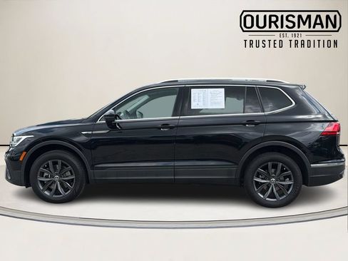 Certified 2023 Volkswagen Tiguan SE FWD image 3