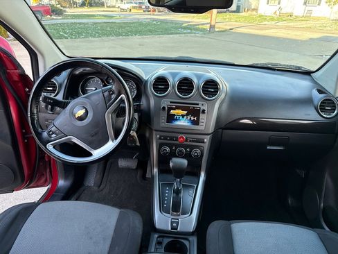 Used 2014 Chevrolet Captiva Sport LS image 9
