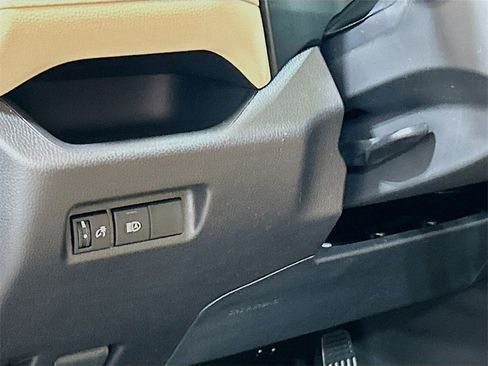 New 2025 Toyota RAV4 LE image 10