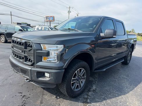 Used 2016 Ford F150 XLT w/ Equipment Group 302A Luxury AWD/4WD image 7