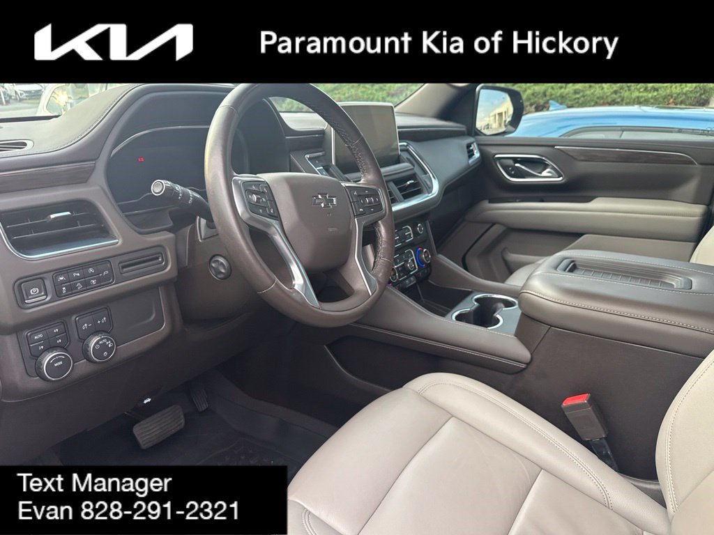 Used 2022 Chevrolet Tahoe Z71 w/ Luxury Package AWD/4WD image 7