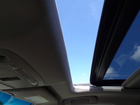 Used 2013 Nissan Altima 2.5 SL w/ Technology Pkg image 35