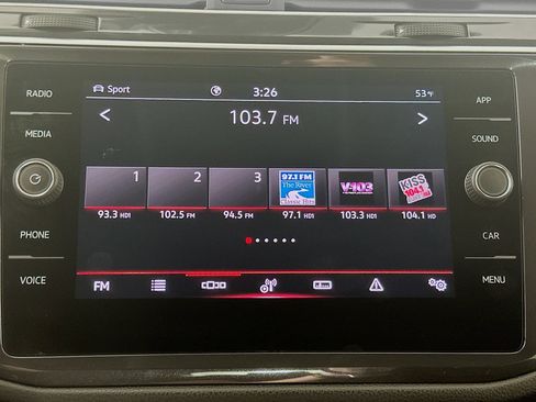 Used 2024 Volkswagen Tiguan Wolfsburg Edition image 21