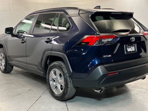 Used 2025 Toyota RAV4 XLE AWD/4WD image 3