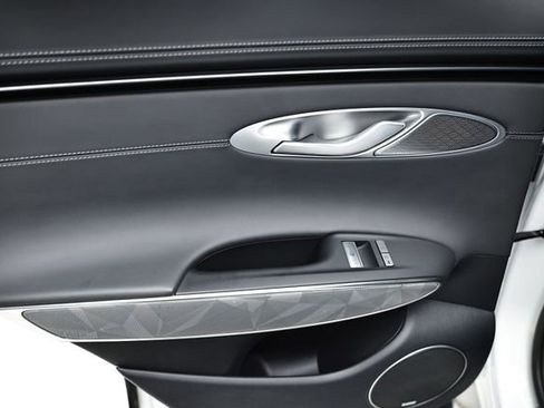 Used 2025 Genesis GV70 3.5T Sport w/ Sport Advanced Package image 26