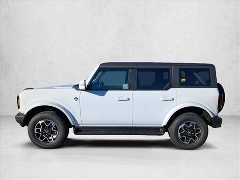 New 2025 Ford Bronco Outer Banks image 5