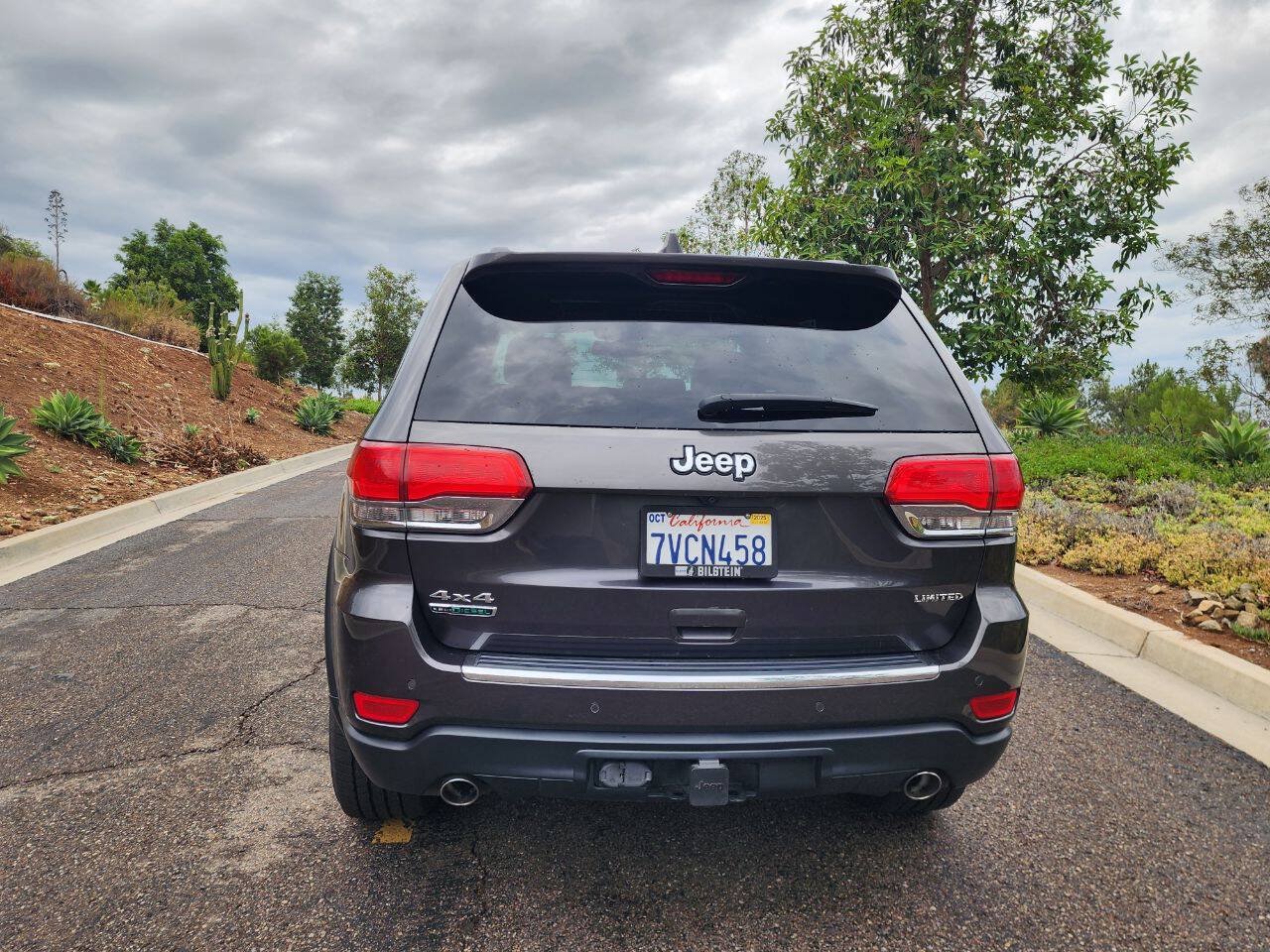 Used 2016 Jeep Grand Cherokee Limited w/ Luxury Group II AWD/4WD image 5