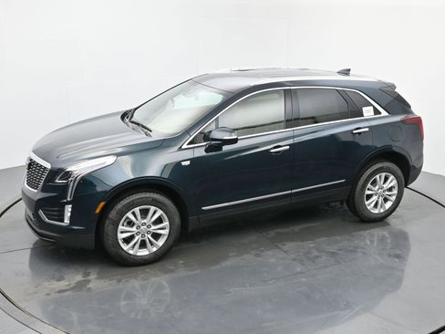 New 2026 Cadillac XT5 Luxury image 24