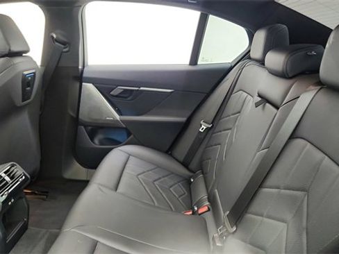 Used 2025 BMW i5 eDrive40i w/ M Sport Package image 29