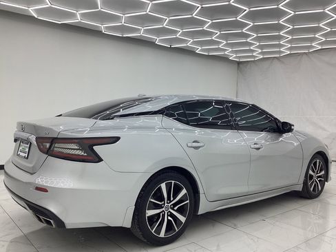 Used 2019 Nissan Maxima 3.5 SV w/ Floor Mat Group image 12