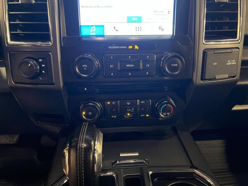 Used 2016 Ford F150 XLT w/ Equipment Group 302A Luxury AWD/4WD image 19
