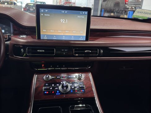 Used 2020 Lincoln Aviator Black Label w/ Dynamic Handling Package image 29