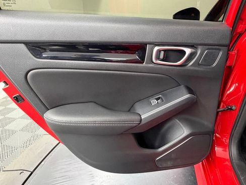 Used 2024 Honda Civic Touring image 38