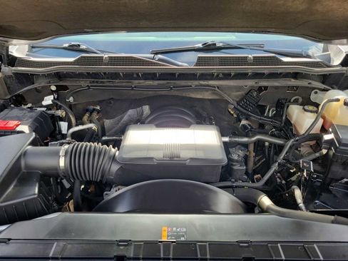 Used 2024 Chevrolet Silverado 2500 High Country w/ High Country Premium Package image 9