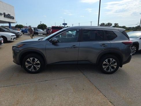 Used 2023 Nissan Rogue SV w/ SV Premium B Package AWD/4WD image 5